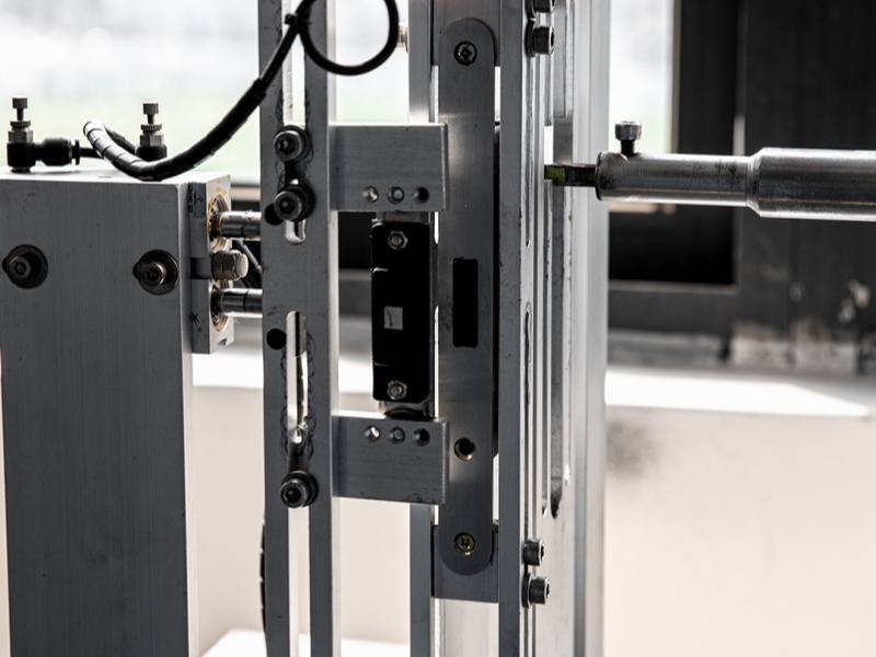 Proces inspekcije ručke vrata