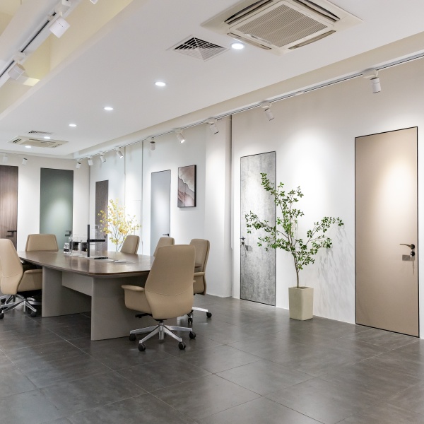 Benefits of Choosing YALIS for Door Handles