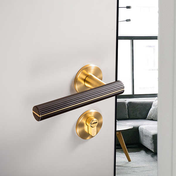 The Best Minimalist Door Locks for Office Spaces