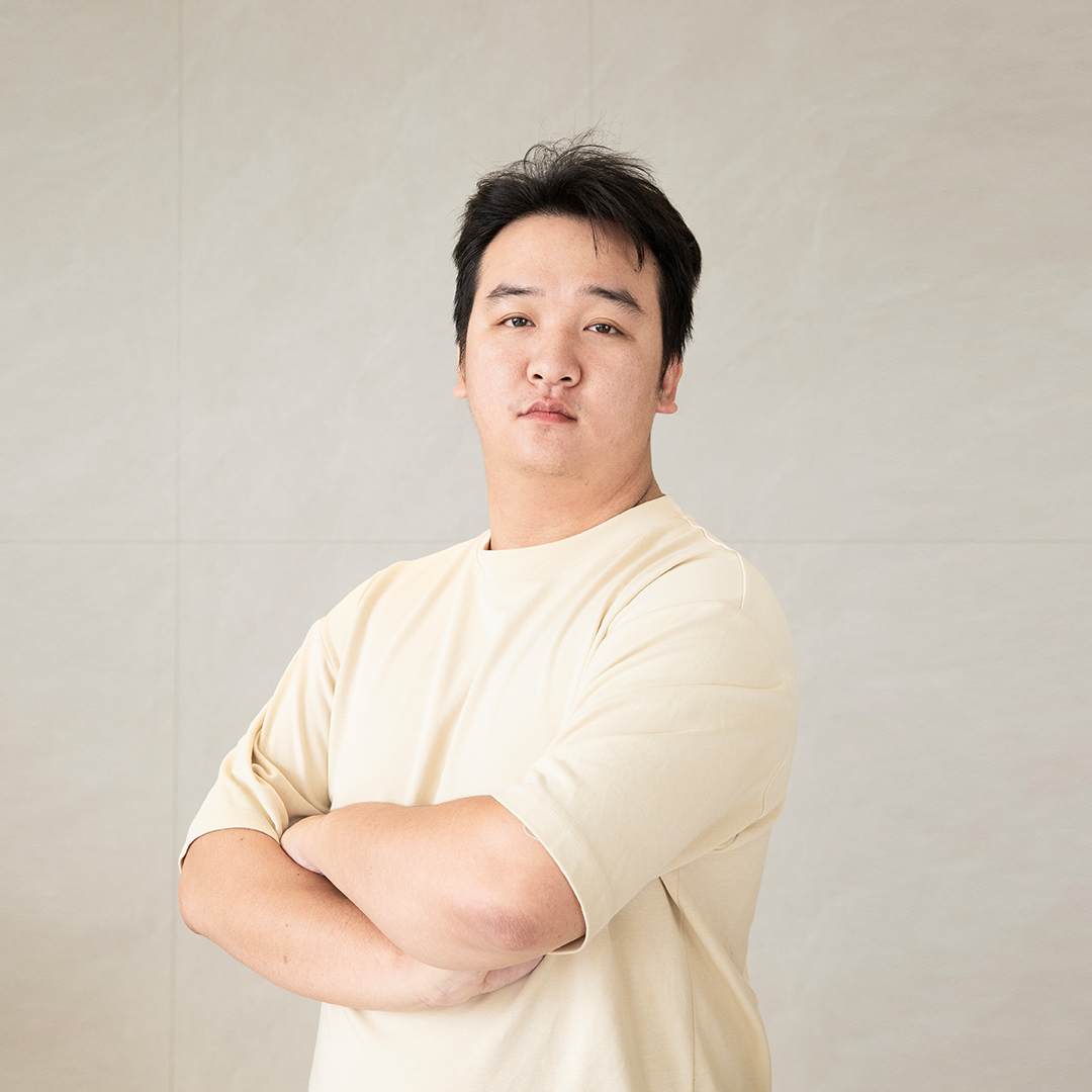 Name:Long Naipeng
R&D Department
ID Engineer
Functions: Appearance design / Appearance process sampling approval / Installation video instruction production