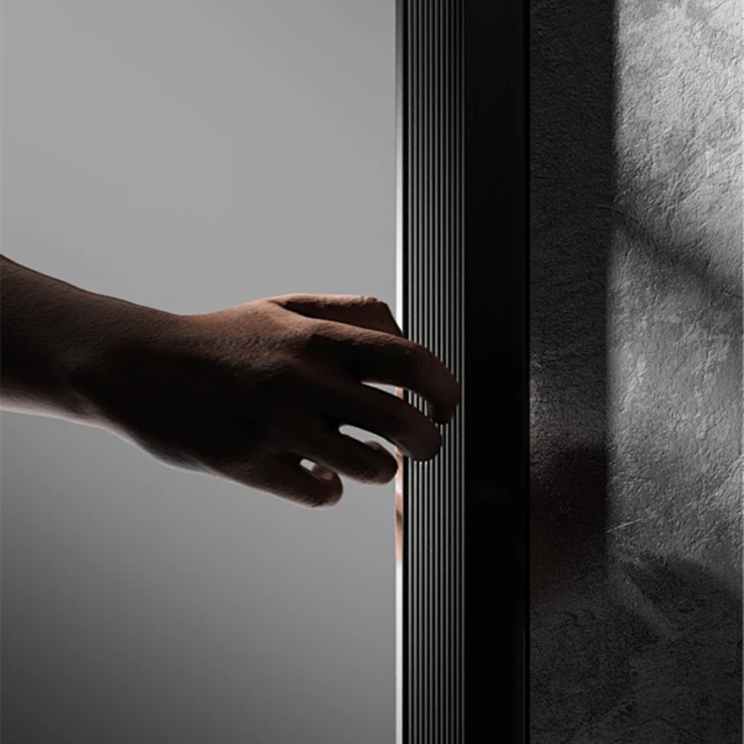 Stainless Steel vs Zinc vs Brass vs Aluminum: Door Hardware Guide