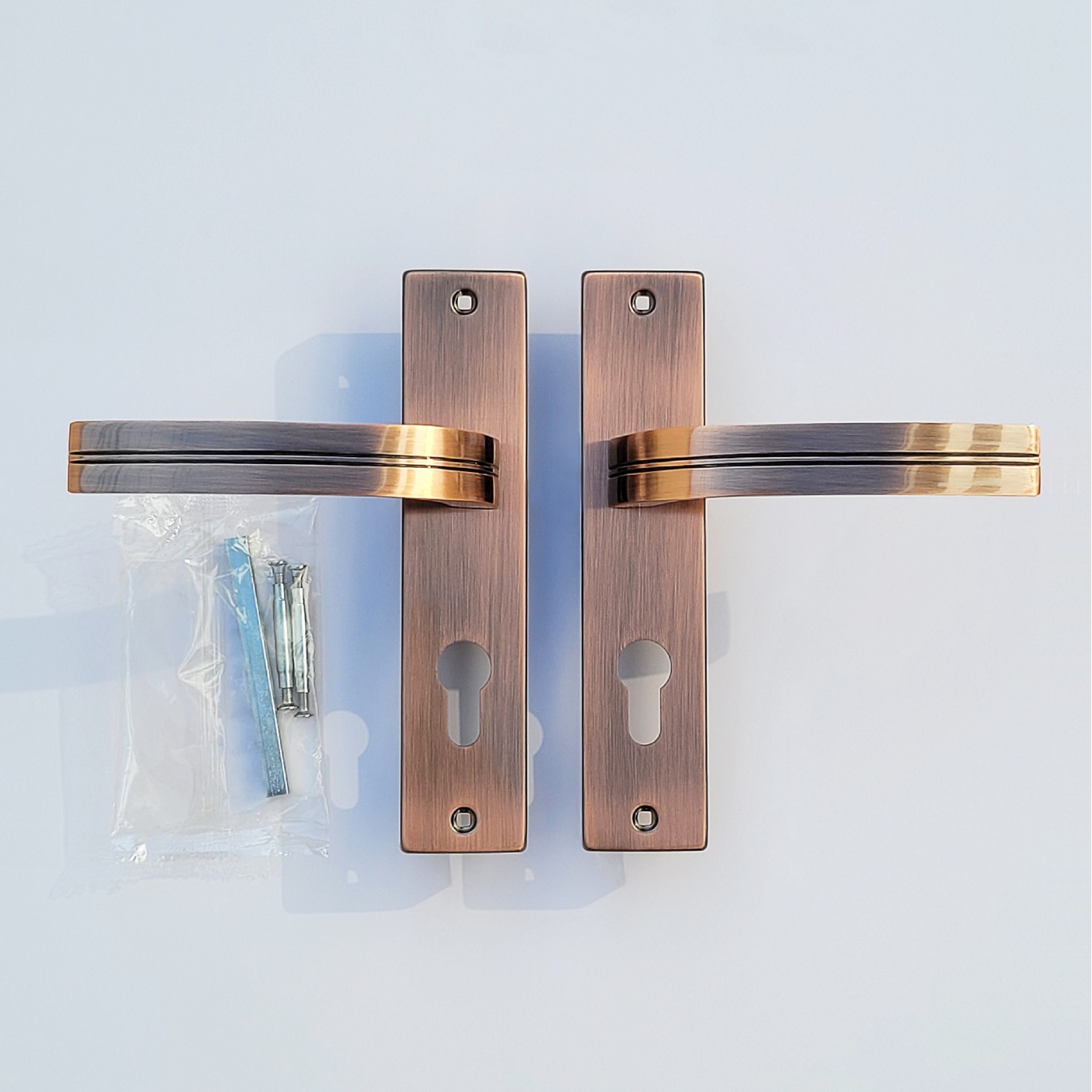 Left-Handed or Right-Handed? The Fascinating Science Behind Door Handle Orientation