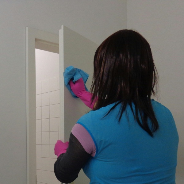 How to Clean Smart Door Handles: A Practical Guide